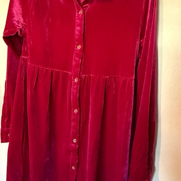 Boutique Magenta Pink Velvet Button Up Long Sleeve Dress NWOT - Picture 2 of 3